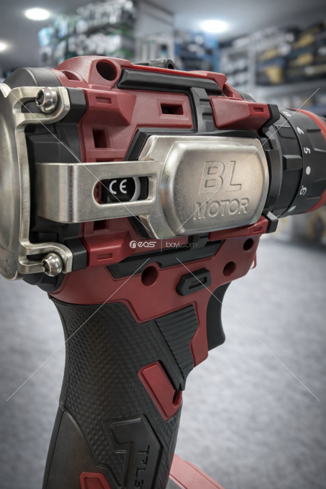 DAFLONG ÇİFT ÇELİK MANDREN+BITS UÇ ÖZELLİKLİ KÖMÜRSÜZ SERİ DARBELİ 20 TORK HIZINDA  ÇİFT BATARYA 85 PARÇA TAKIM SANDIĞI