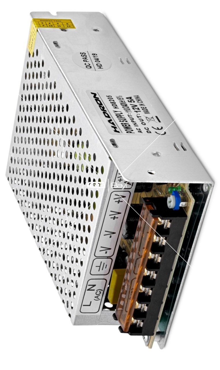 HADRON HD8209 ADAPTÖR METAL 12V 5A 11.1*7.8*3.6CM SMALL