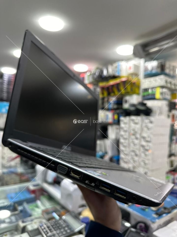 Asus R510V 15,6'' İ76700HQ 24GB RAM FHD LED 120GB SSD NVIDIA GeForce GTX 950M 2GB