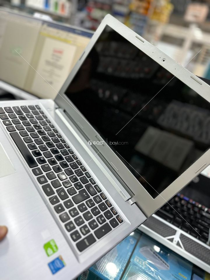 Lenovo Z50-70 20354 Ekran Boyutu:15.6 İnçEkran Çözünürlüğü:1920 x 1080 Pikselİşlemci Modeli:Intel Core i5-4210UBellek (RAM):8 GB İşletim Sistemi:FreeDOSGPU Modeli:NVIDIA GeForce 840M 2GBSSHD (HDD) Boyutu:1 TB