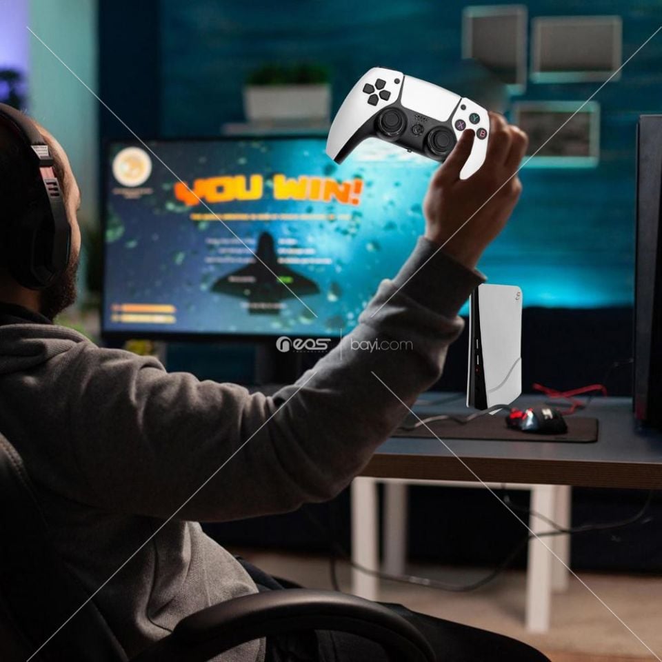 Yeni Oyun GTA+PES+FOOTBALL 14.000 ADETTEN FAZLA Oyu n Kablosuz HDMI Arcade 2.4G 4K TV Mini Oyun için Q10 ARPSP Ev için PS5 Kasa Tasarımlı Oyun Konsolu ile ( TEK KİŞİLK OYUNLAR )